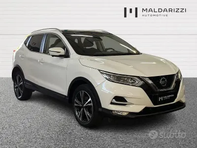 Usata Nissan Qashqai N-Connecta 116 CV (85 kW) 2020 Bianco SUV