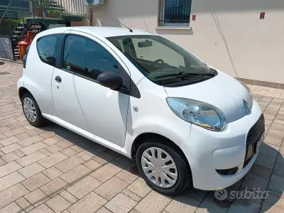 Usata Citroën C1 Style 68 CV (50 kW) 2009 Bianco Utilitaria