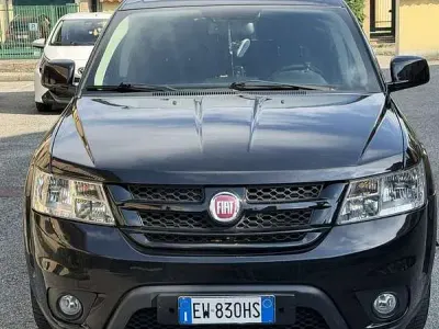 Usata Fiat Freemont Lounge 170 CV (125 kW) 2014 Nero SUV