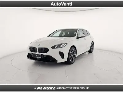 Nouvelle BMW 118 M Sport 150 ch (110 kW) 2026 Blanc Citadine
