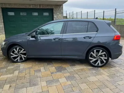 Usata VW Golf VIII Style 150 CV (110 kW) 2023 Grigio Berlina
