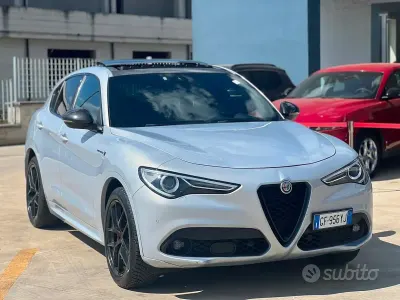 Usata Alfa Romeo Stelvio Veloce 210 CV (154 kW) 2021 Bluazzurro SUV