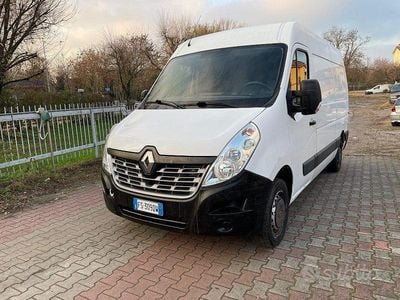 Usata Renault Master 110 CV (80 kW) 2018 Bianco pastello Berlina