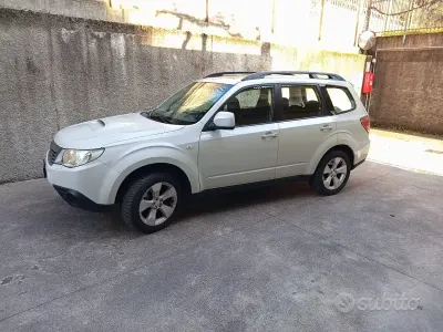 Usata Subaru Forester 149 CV (109 kW) 2009 Bianco SUV