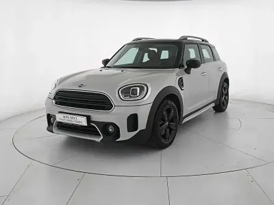 Usata Mini Cooper Countryman Classic 136 CV (100 kW) 2021 White silver SUV