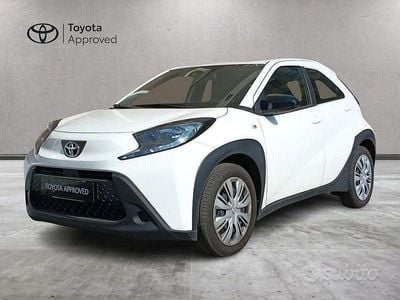 Usata Toyota Aygo X Active 72 CV (52 kW) 2022 Bianco SUV