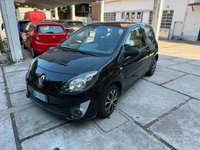 Usata Renault Twingo Dynamique 58 CV (42 kW) 2009 Nero Utilitaria
