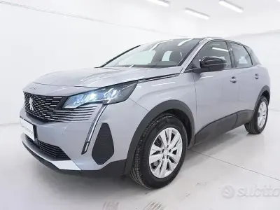 Usata Peugeot 3008 Active 131 CV (96 kW) 2022 Grigio SUV