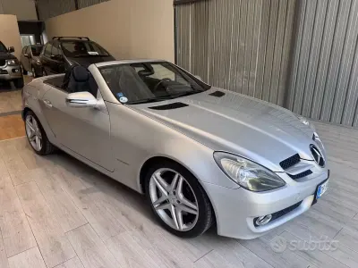 Usata Mercedes SLK200 184 CV (135 kW) 2008 Grigio Cabrio