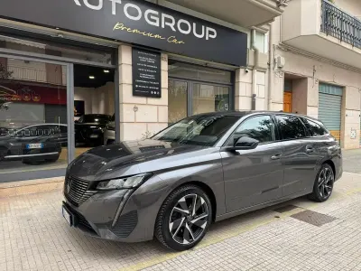 Usata Peugeot 308 Allure 131 CV (96 kW) 2023 Grigio Station wagon