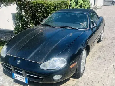 Usata Jaguar XK8