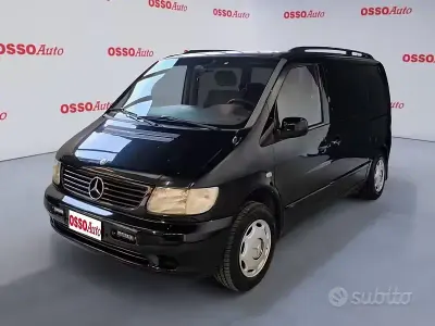 Begagnad Mercedes Vito 122 HK (89 kW) 1999 Svart Van
