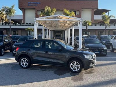 Begagnad Audi Q2 Business Plus 116 HK (85 kW) 2022 Svart SUV