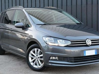 Usata VW Touran Highline 116 CV (85 kW) 2017 Grigio Monovolume