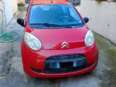 Usata Citroën C1 68 CV (50 kW) 2010 Rosso Utilitaria