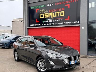 Usata Ford Focus ST-Line 120 CV (88 kW) 2021 Grigio Station wagon