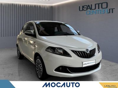 Usata Lancia Ypsilon Silver 70 CV (51 kW) 2023 Rosso Utilitaria