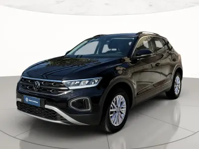 Usata VW T-Roc Life 116 CV (85 kW) 2025 Deep black perlato SUV