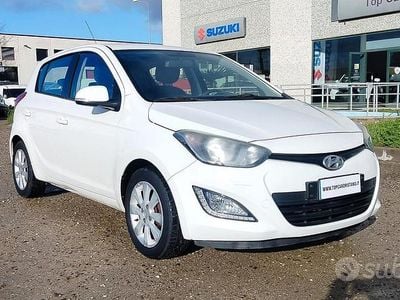 Usata Hyundai i20 87 CV (63 kW) 2013 Bianco Utilitaria