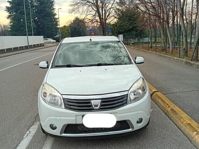 usata Dacia Sandero 1.5 dCi 75CV neopatentati