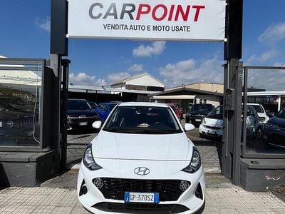 Usata Hyundai i10 66 CV (48 kW) 2023 Bianco Utilitaria