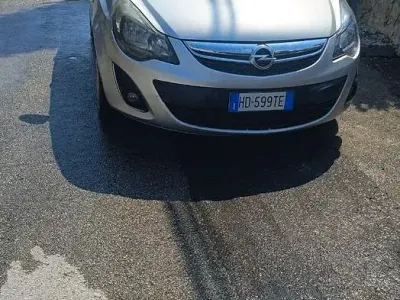 Usata Opel Corsa 85 CV (62 kW) 2014 Grigio Utilitaria