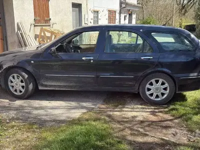 Usata Lancia Lybra 116 CV (85 kW) 2004 Blu Station wagon