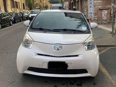 Toyota iQ