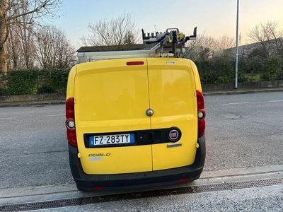 Usata Fiat Doblò 95 CV (69 kW) 2019 Giallo Monovolume
