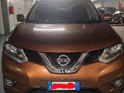Usata Nissan X-Trail 131 CV (96 kW) 2015 Marrone SUV