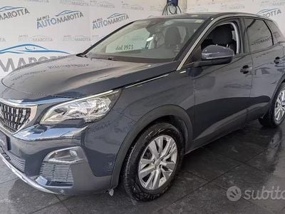 Usata Peugeot 3008 Business-Line 131 CV (96 kW) 2018 Blu SUV