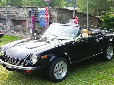 Nero Usata 1981 Fiat 124 Spider Cabrio | 24.400 €