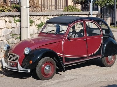 Usata Citroën 2CV Charleston 29 CV (21 kW) 1984 Nero Berlina