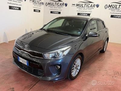Usata Kia Rio 90 CV (66 kW) 2018 Grigio Berlina