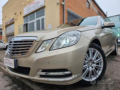 Usata Mercedes E200 Elegance 136 CV (100 kW) 2012 Beige Berlina