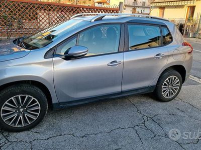 Usata Peugeot 2008 68 CV (50 kW) 2017 Grigio SUV