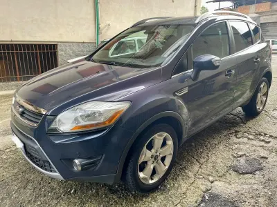 Usata Ford Kuga Titanium 163 CV (119 kW) 2011 Bluazzurro SUV
