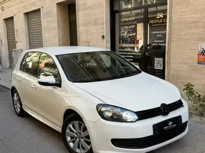 Usado VW Golf VI 122 CV (89 kW) 2011 Blanco Utilitario