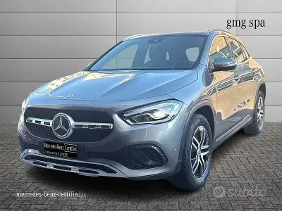 Usata Mercedes GLA200 150 CV (110 kW) 2020 Grigio SUV