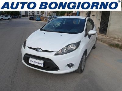 Usata Ford Fiesta Titanium 82 CV (60 kW) 2009 Blu Utilitaria