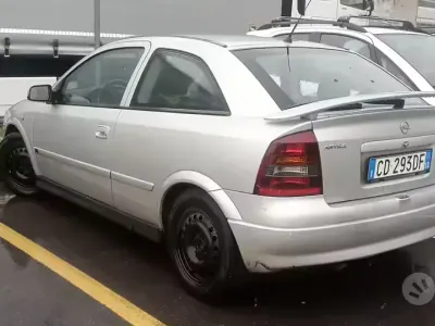Usata Opel Astra 2003 Grigio Berlina
