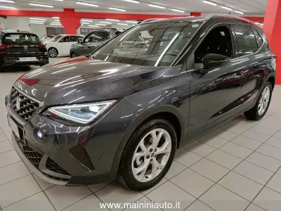 Usata Seat Arona FR 116 CV (85 kW) 2025 Grigio scuro SUV