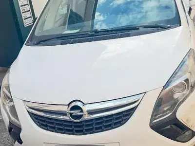 Usata Opel Zafira Tourer 2013 Monovolume