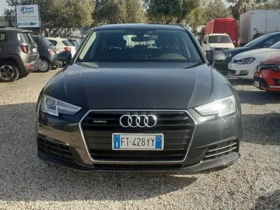 Usata Audi A4 190 CV (139 kW) 2019 Grigio Station wagon