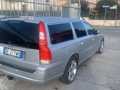 Usata Volvo V70 136 CV (100 kW) 2007 Station wagon