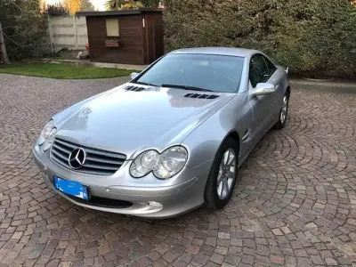 Begagnad Mercedes SL500 306 HK (225 kW) 2001 Silver Cab
