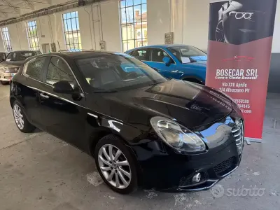 Usata Alfa Romeo Giulietta Distinctive 150 CV (110 kW) 2014 Nero Utilitaria