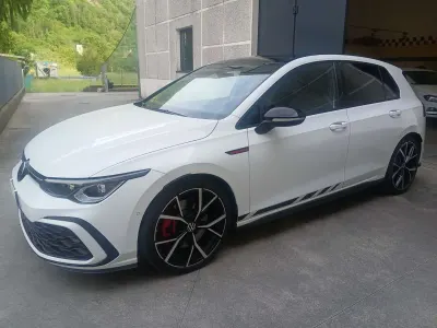 Usata VW Golf VIII GTI 245 CV (180 kW) 2021 Bianco Berlina