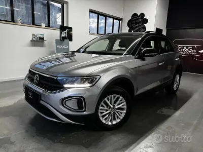 Occasion VW T-Roc Life 150 PK (110 kW) 2022 Grijs SUV
