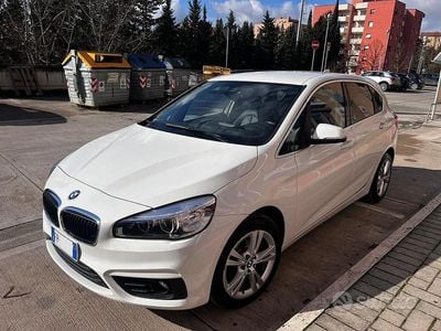 Usata BMW 216 Active Tourer Luxury Line 116 CV (85 kW) 2018 Bianco Monovolume